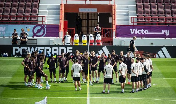 开云APP-【深度】5000字10问10答前瞻德国vs日本