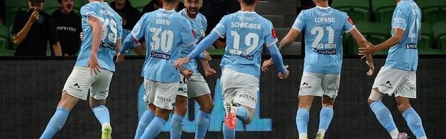 开云官网-先丢一球后逆转取胜，墨尔本城队史首次战胜奥克兰FC